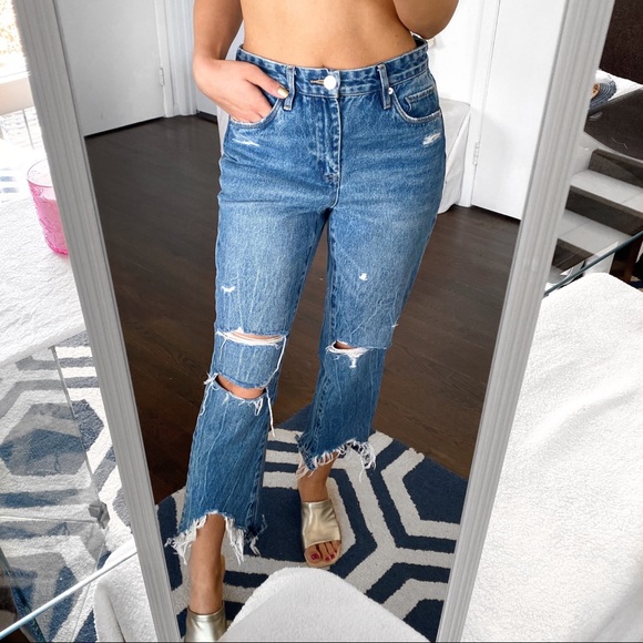 Blank NYC Denim - 👖 BLANK NYC THE MADISON DISTRESSED CUT OUT HIGH RISE CROPPED JEANS!